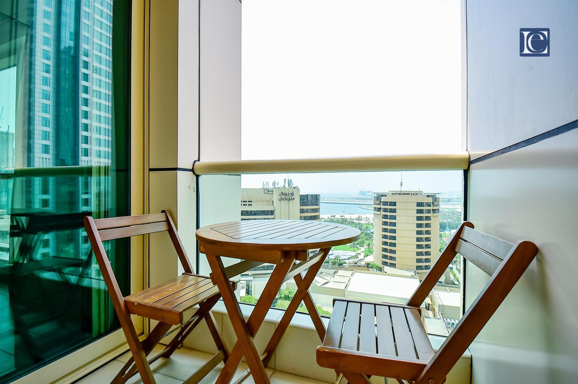 Luxury Escapes - Furnished Studio With Balcony In Royal Oceanic Dubai Luaran gambar