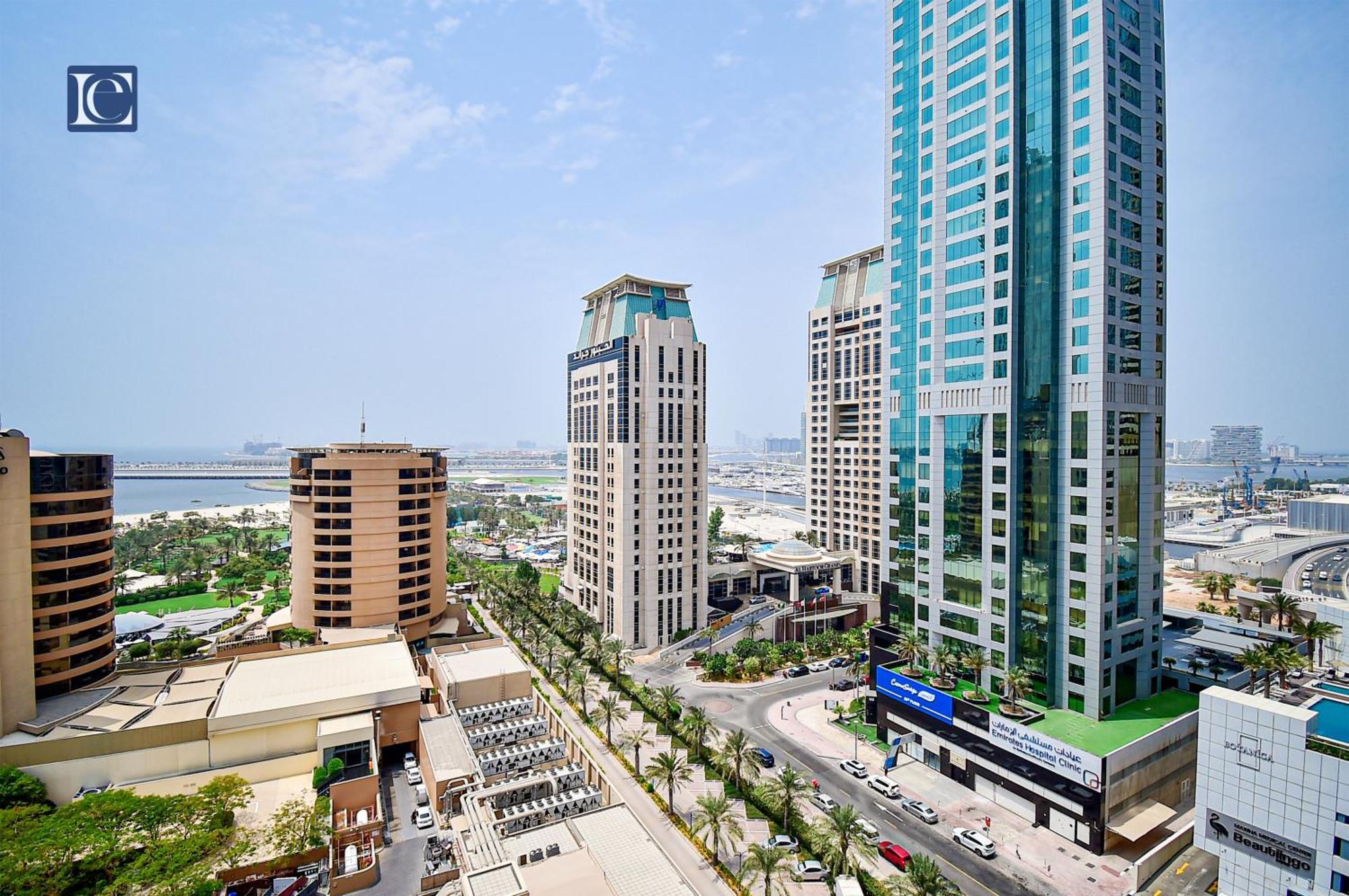 Luxury Escapes - Furnished Studio With Balcony In Royal Oceanic Dubai Luaran gambar
