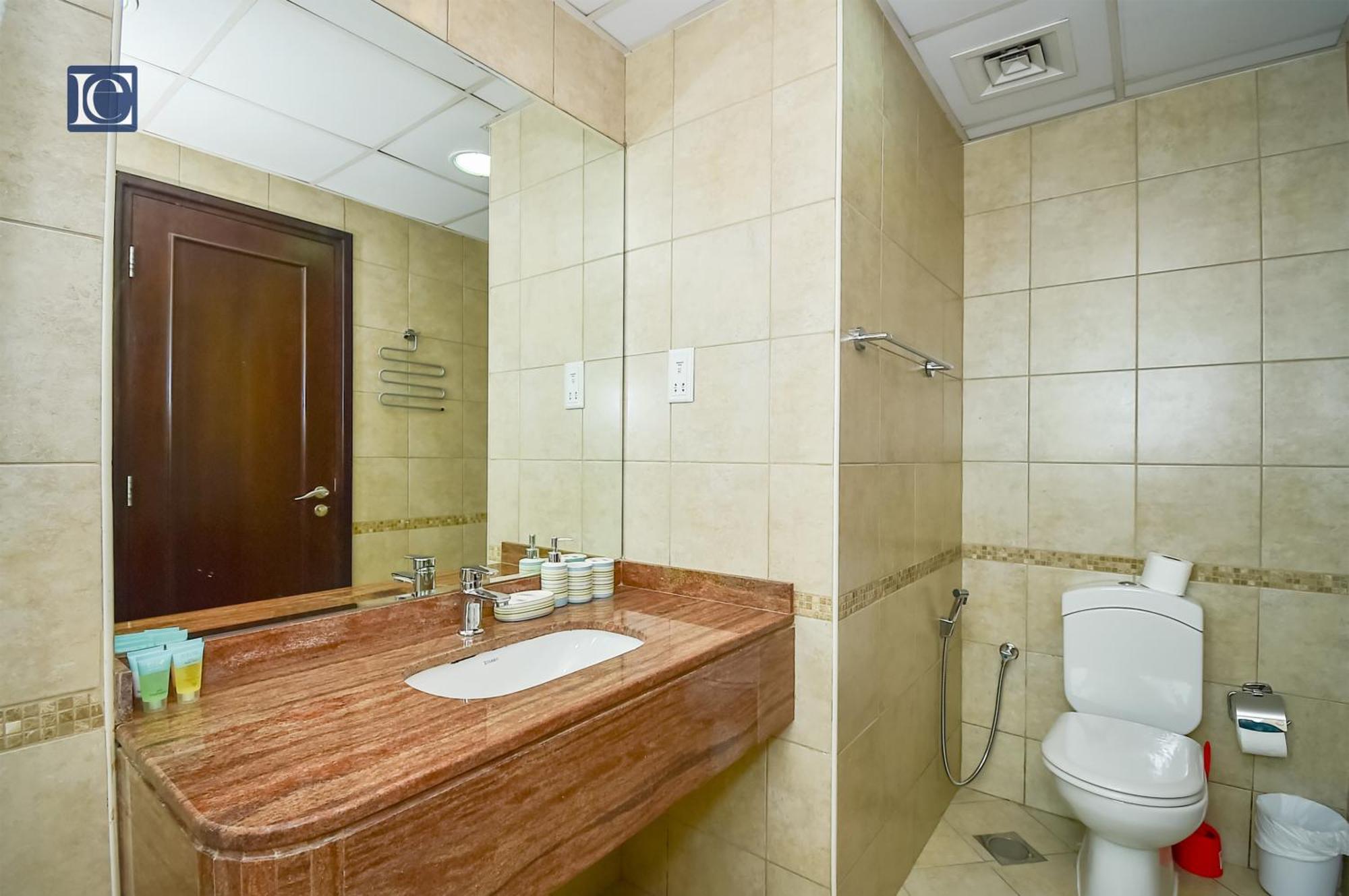 Luxury Escapes - Furnished Studio With Balcony In Royal Oceanic Dubai Luaran gambar